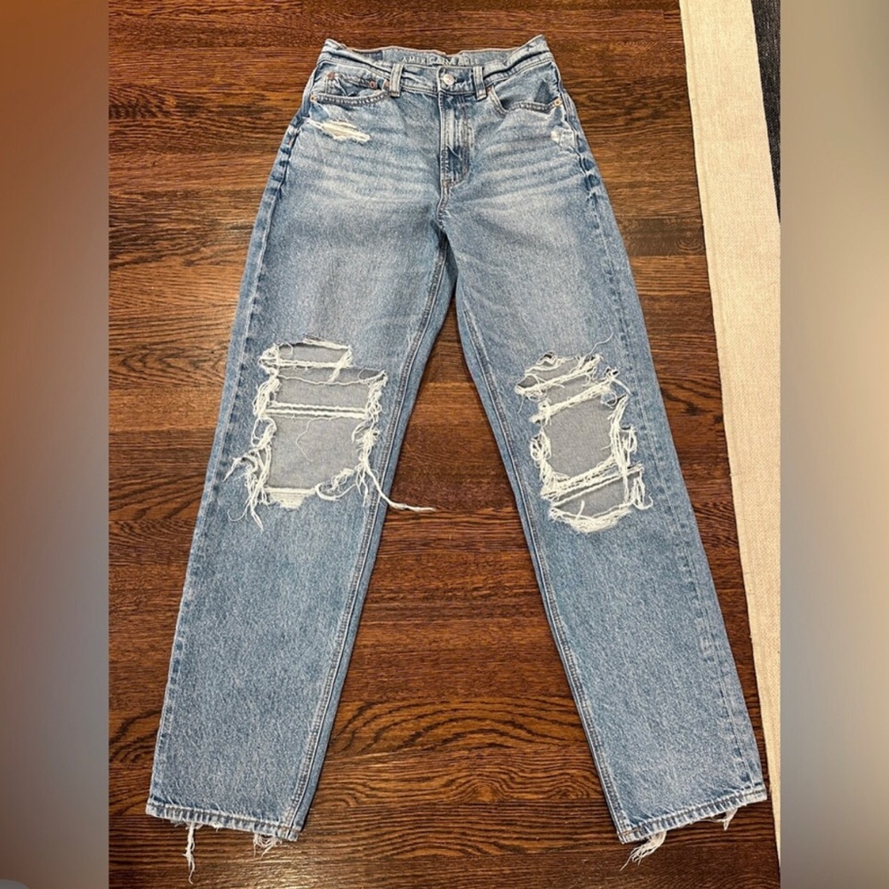 Curvy AE American Eagle Strigid Ripped Super High-Waisted Baggy Straight Jean …